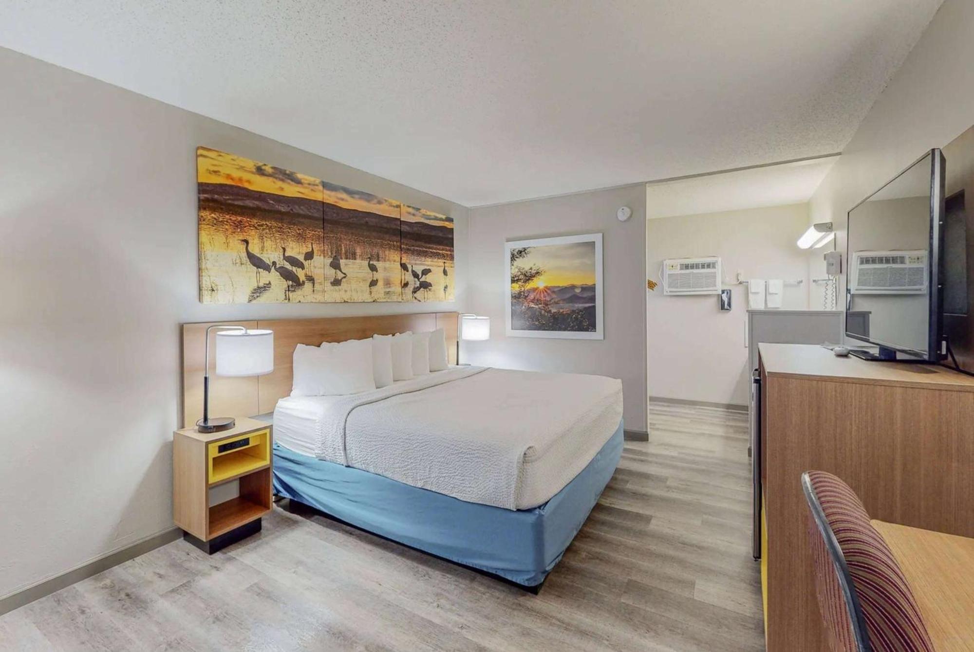 Days Inn By Wyndham Socorro Exterior foto